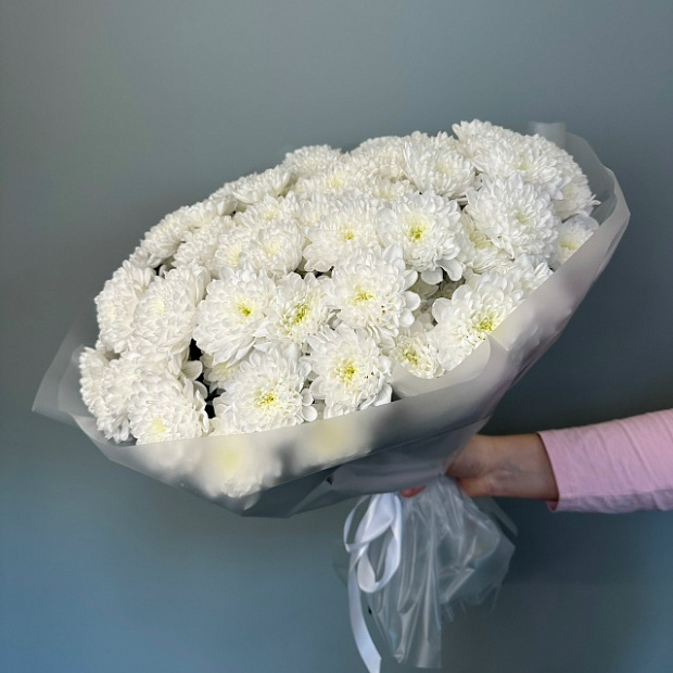 Букет из 15 белых кустовых хризантем  6