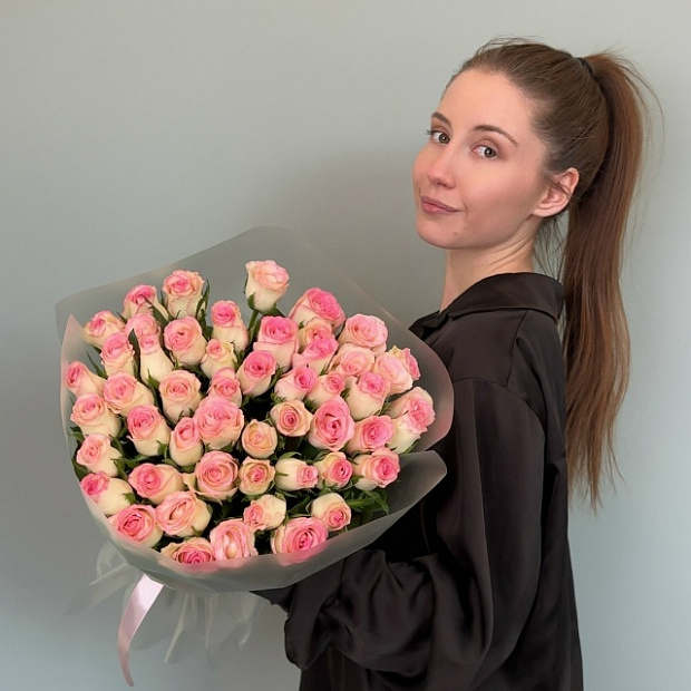 Букет из 51 кенийской розовой розы  3